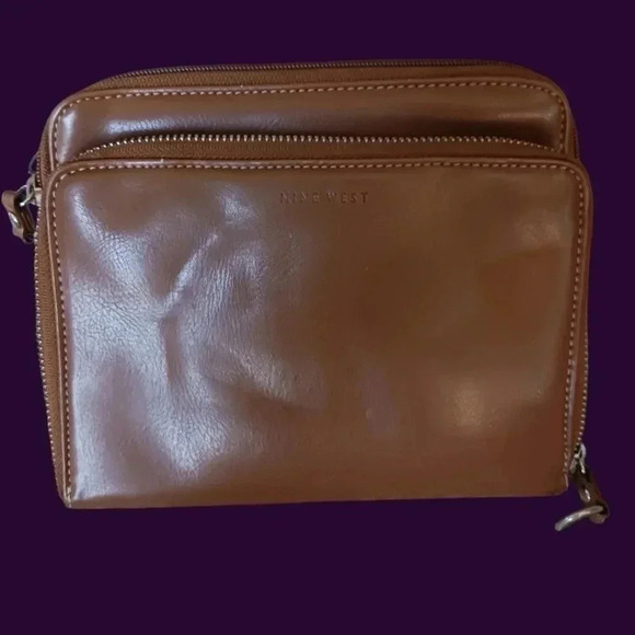 Nine west unique crossbody bag brown color - Picture 2 of 13
